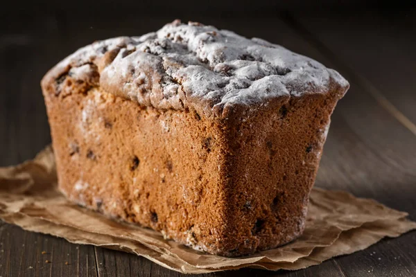 Gâteau Éponge Traditionnel Fait Maison Délicieux Muffin Sur Fond Bois — Photo