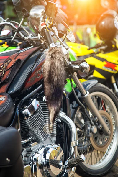 Guiador Cromado Uma Motocicleta Viagens Liberdade Atividades Livre Vista Guidão — Fotografia de Stock