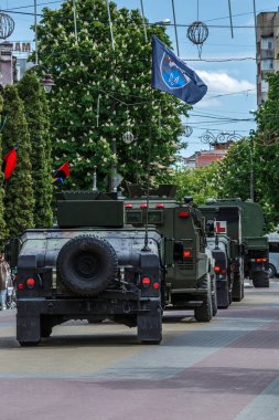 Khmelnitsky. Ukrayna. 23 Mayıs 2021 askeri araçlar, modern askeri sanayi. Kahramanlar Günü için Ukrayna askerleri geçit töreninde.,