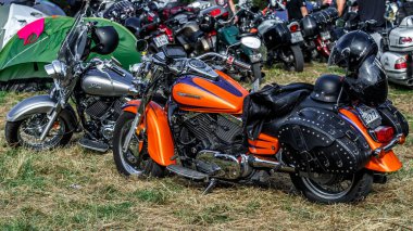 KANIV, UKRAINE - 5 Haziran 2021: güzel Yamaha bisikleti. Uluslararası Motosiklet Festivali 