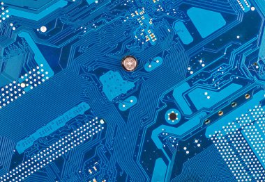 elektronik devre kartı işlemci mavi backgro ile yakın çekim
