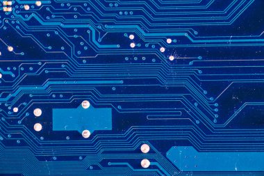 elektronik devre kartı işlemci mavi backgro ile yakın çekim
