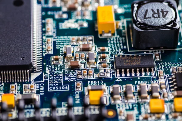 Close-up of electronic circuit board with processor — Stock Photo, Image