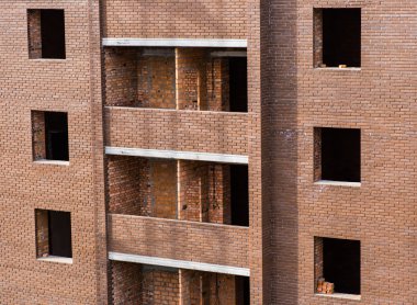 Yeni binanın inşaatı