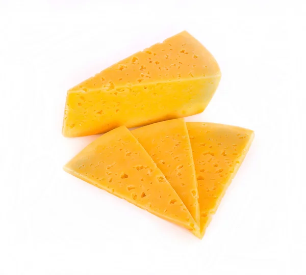 Pedaço de queijo isolado — Fotografia de Stock