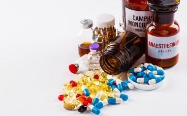 ilaçlar Tablet ve kapsül bir ölçek