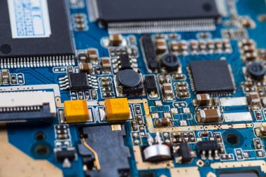 Bir Sabit Disk kurulu entegre devre