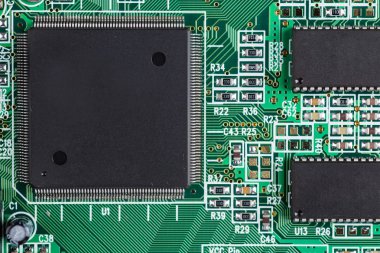 Bir Sabit Disk kurulu entegre devre