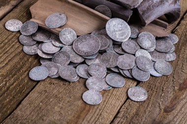 eski ortaçağ paralar hazinesi Gümüş arka plan