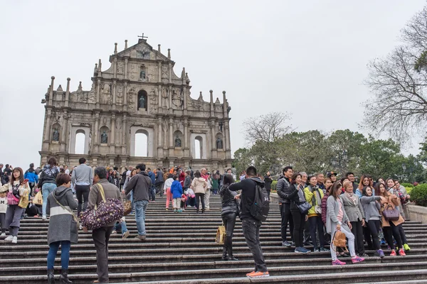 Ruins of Saint Paul's Cathedral - the famous landmarks of Macau. The Historic Centre of Macau, a UNESCO World Heritage Site — Stock Photo, Image