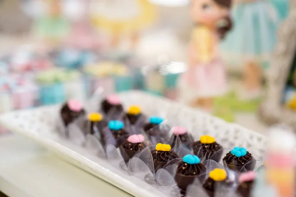 Міні барвисті шоколадний кекс — стокове фото