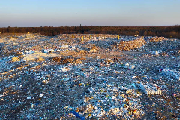 Imágenes Aéreas Con Quadcopter Drones Muestran Bulldozers Residuos Urbanos Europeos — Foto de Stock