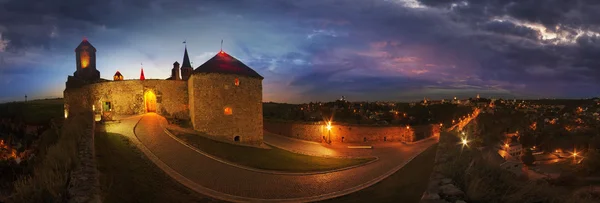 Древняя крепость в Каменце-Подольском — стоковое фото