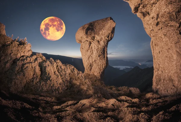 Rocks in wild mountains — Stock Photo, Image