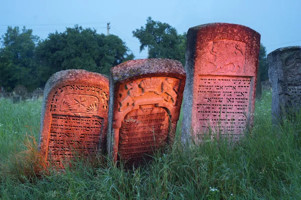 Cemitério de Karaite ao amanhecer — Fotografia de Stock
