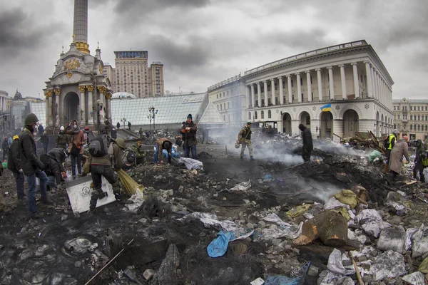 Befreiung von Regierungstruppen am Euromaidan — Stockfoto