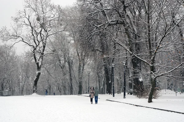 Schnee in der ukrainischen Hauptstadt — Stockfoto