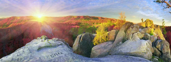 Dovbush Rocks à Bubnyshche — Photo