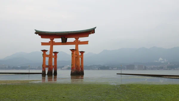 Sacrario di Itsukushima torii — Foto Stock