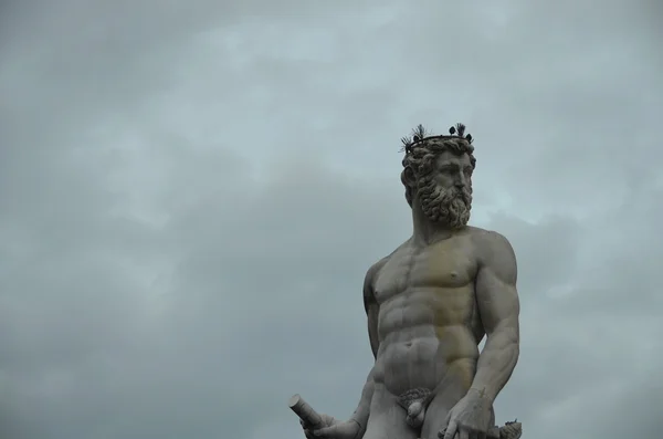 Socha Neptuna na Piazza della Signoria, Florencie, Itálie — Stock fotografie
