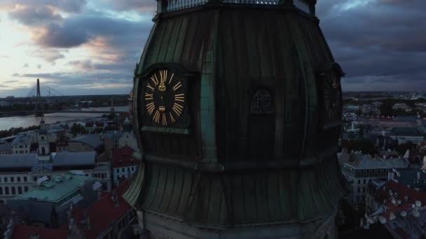 Absolutamente Increíble Toma Aérea Sobre Casco Antiguo Riga Capital Letonia — Vídeo de stock