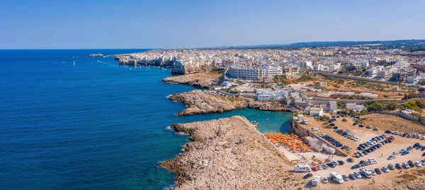 Paisaje Urbano Panorámico Aéreo Polignano Mare Región Puglia Italia Cerca —  Fotos de Stock