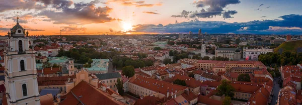 Красивая Панорама Старого Города Вильнюса Закате Волшебный Закат Над Городом — стоковое фото
