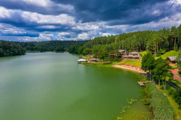 Panoramiczny Widok Jezioro Wczesną Wiosną Rano Pobliżu Wsi Walchwil Kanton — Zdjęcie stockowe