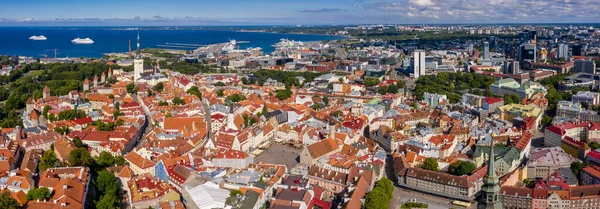 Vedere Aeriană Spre Apus Soare Vedere Orașul Medieval Tallinn Estonia — Fotografie, imagine de stoc