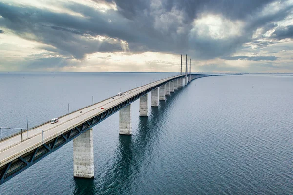 Danimarka Sveç Arasındaki Köprü Oresundsbron Fırtınalı Havalarda Köprünün Hava Görüntüsü — Stok fotoğraf