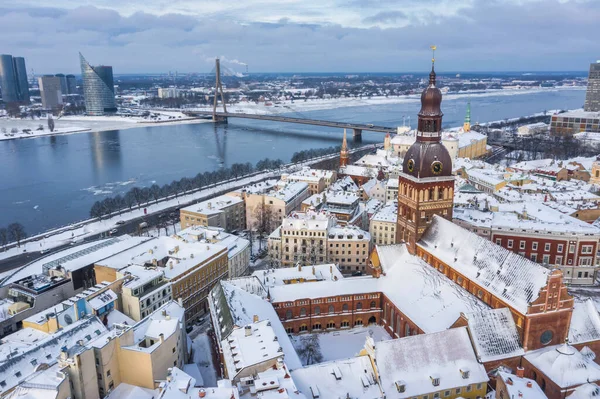 Riga Casco Antiguo Paisaje Urbano Vista Superior Invierno Famosa Vista —  Fotos de Stock