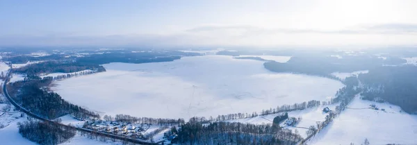 Prachtig Uitzicht Vanuit Lucht Het Enorme Bevroren Meer Midden Een — Stockfoto