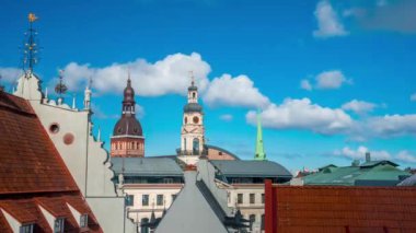 Riga 'nın eski kasabasının havadan görüntüsü. Letonya 'nın başkenti.