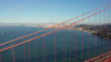 San Francisco Golden Gate köprüsünün havadan görüntüsü. Güzel yakın çekim.. 