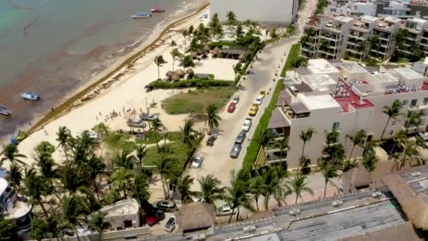 Luchtfoto van de stad Playa Del Carmen in Mexico. — Stockvideo
