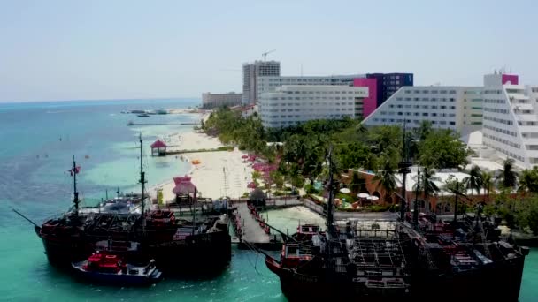 Cancun Mexico May 2021 Aerial View Old Tourist Pirate Ship — Stockvideo