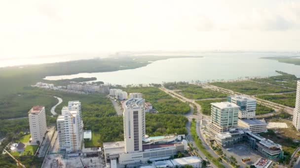 Flygfoto över centrum i Cancún. Centrum i Mexiko, — Stockvideo