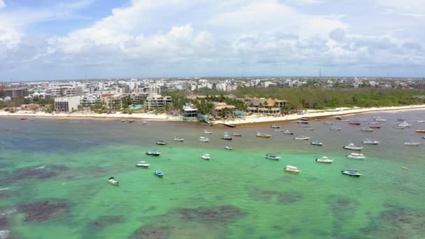 Veduta aerea della città di Playa Del Carmen in Messico. — Video Stock