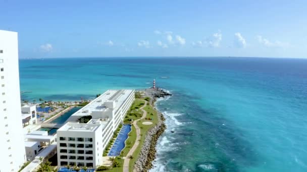 Cancun resort flygutsikt. Stranden Punta Norte, Cancun, Mexiko. Närbild — Stockvideo