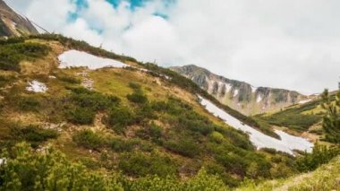 Karpat Dağları 'nın büyülü zaman çizelgesi