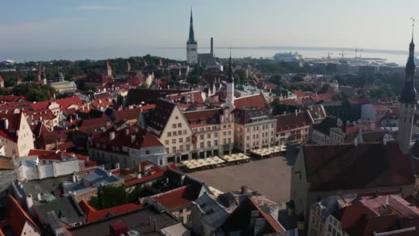 Aerial view of medieval Tallinn city in Estonia, Baltics. — Stok video