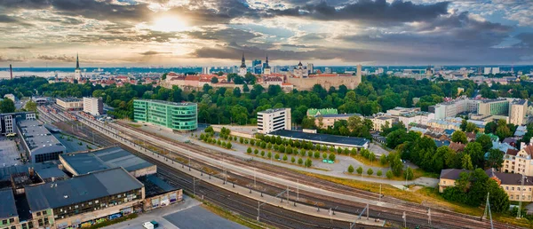 Aerial urban view of Tallinn. Main railways station near city center. — 스톡 사진