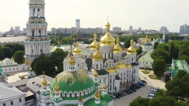 Μαγική εναέρια άποψη της Μονής Λαύρα του Κιέβου — Αρχείο Βίντεο