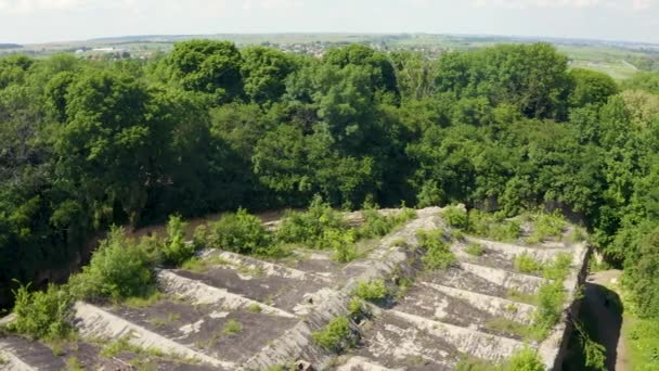 Aerial view over historical ruined castle and war fort. — Stock Video