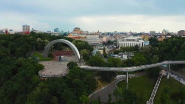 Gökyüzünden Dostluk Kemeri 'nin panoramik görüntüsü