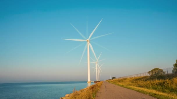 風力タービンの時間経過。緑の生態系発電. — ストック動画