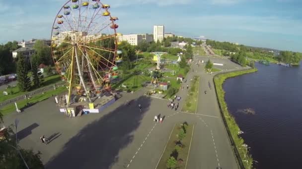 Nizhny Tagil, Ferris wheel — Stock Video