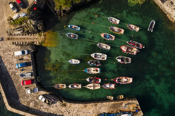 Coverack Cornwall Großbritannien Juni 2021 Luftaufnahme Des Malerischen Hafens Und — Stockfoto