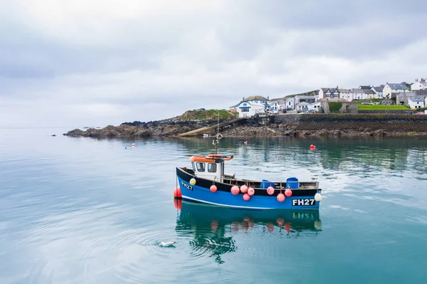 Traditional Cornish Fishing Boat Coastal Village Harbour Coverack Cornwall — Stock Photo, Image