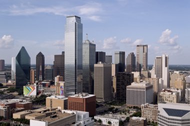 Dallas Texas güneşli bir manzarası